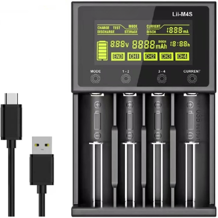 Produse - Incarcator universal pentru baterii