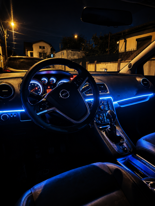 Kit 2 benzi acrilice luminoase auto, 110 cm + 35 cm, efect curcubeu, alimentare USB, pentru bord [7]