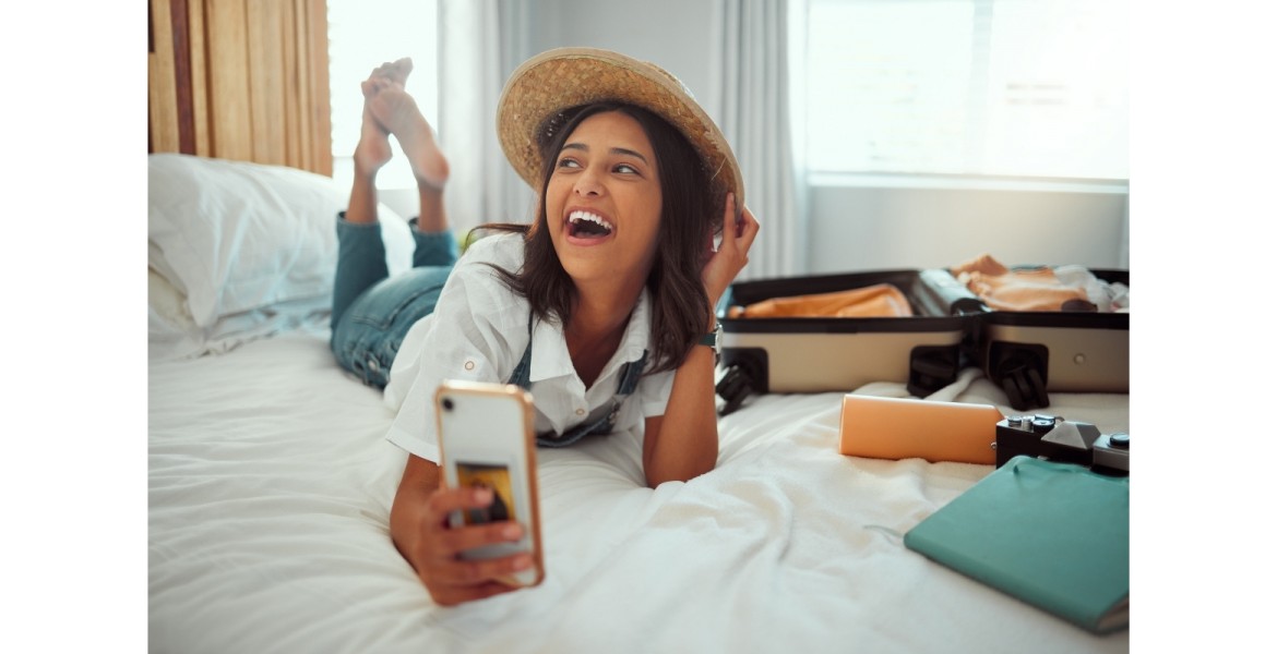 Verborgen camera's in hotels of Airbnb? Waarom het goed is om altijd een detector bij je te hebben