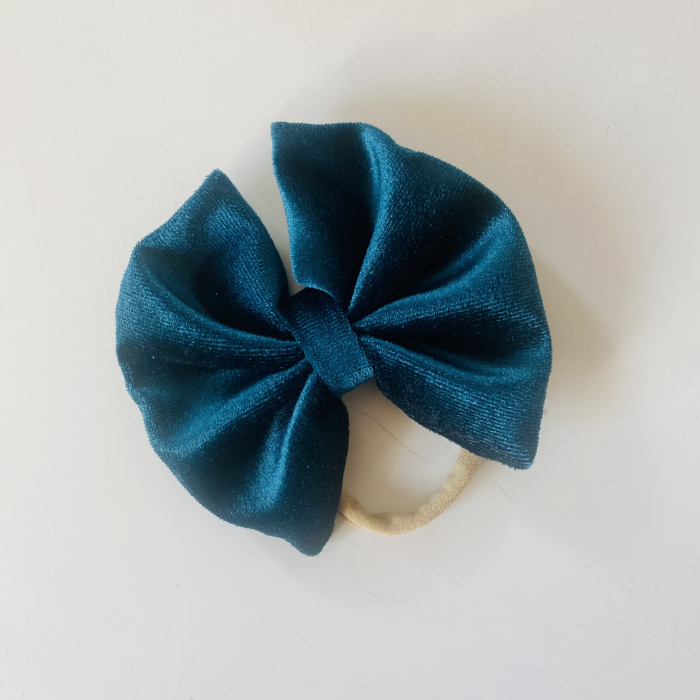 Carla Royal Old Green Bow [1]