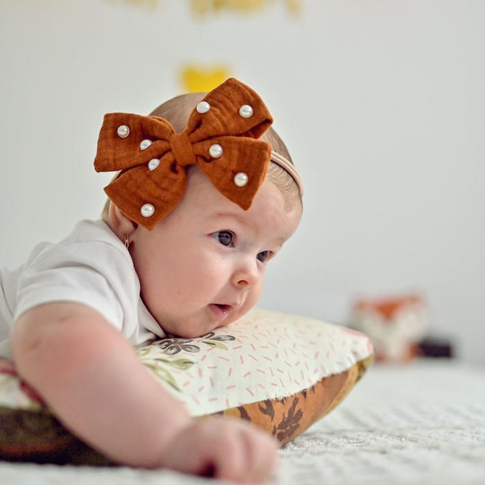 Lina Cognac Bow & Pearls [3]