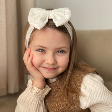 Sonia White Bow [1]
