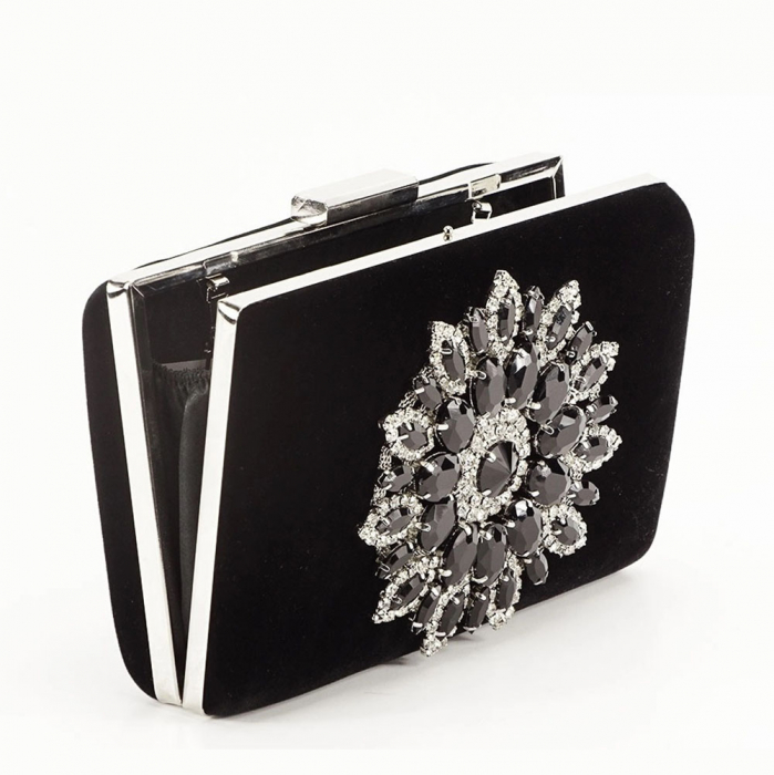 GEANTA CLUTCH NEAGRA CU BROSA ARGINTIE MIRA [7]