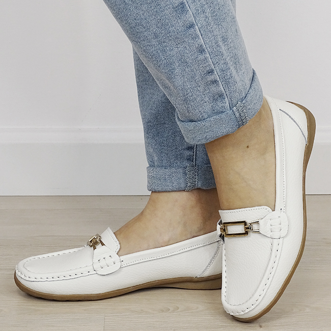 Mocasini albi de tip loafers din piele naturala 0511 01