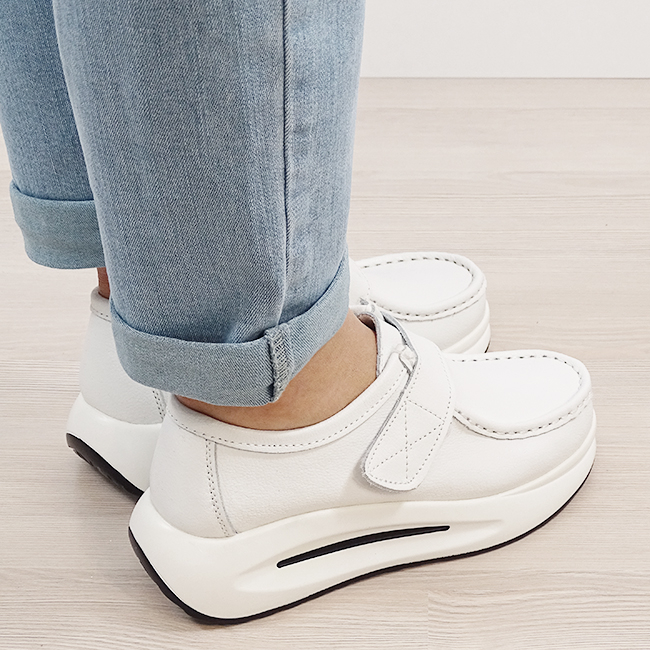Mocasini albi din piele naturala WKS01 M7 [5]