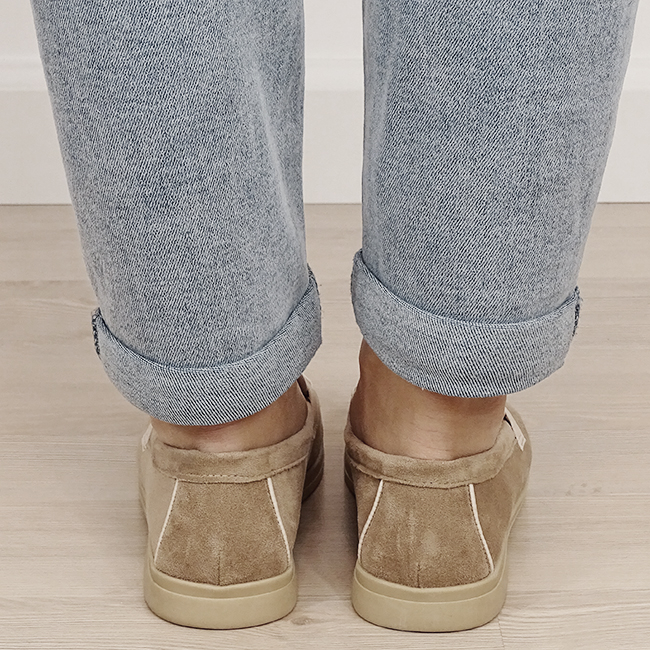 Mocasini bej de tip loafers 1502 01 [4]