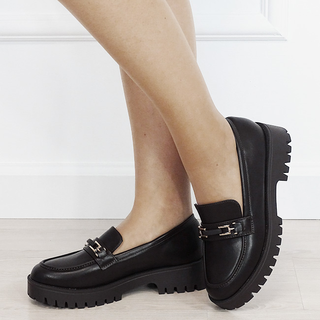 Mocasini damă maro tip loafers cu cataramă aurie 2870 04 [2]