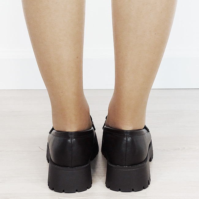 Mocasini damă maro tip loafers cu cataramă aurie 2870 04 [4]