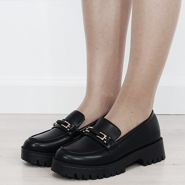 Mocasini dama negri tip loafers cu catarama aurie 2870 04