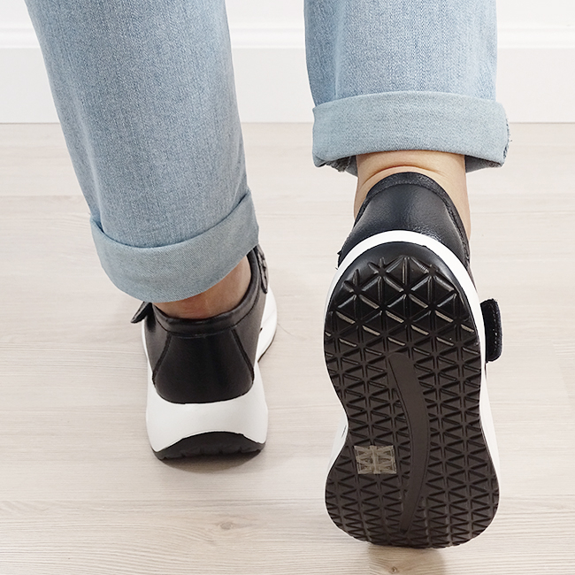 Mocasini negri din piele naturala WKS01 M7 [7]