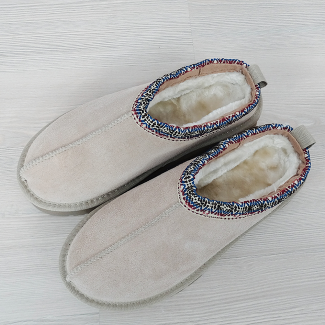 Papuci bej cu model traditional W5886 116 [8]
