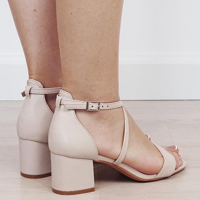 Sandale bej elegante cu toc mic 6892 M12 [5]