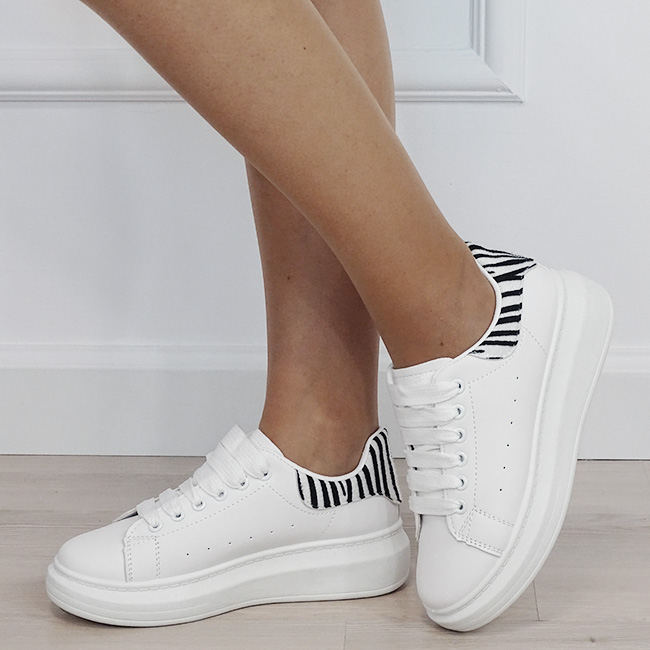 Sneakers albi cu model de zebra texturat M-8826 M7 [2]