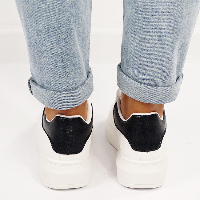 Sneakers albi/negri cu talpa groasa M-8826 M7 [7]