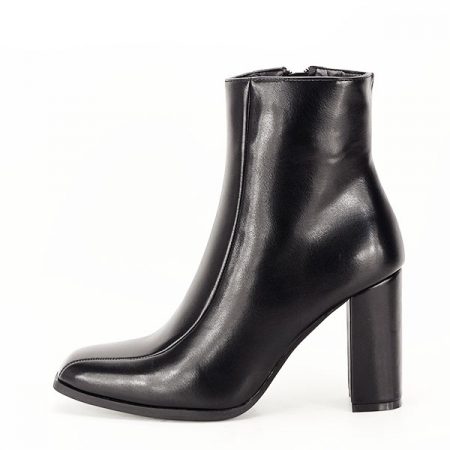 Botine negre office/casual Dorina [1]