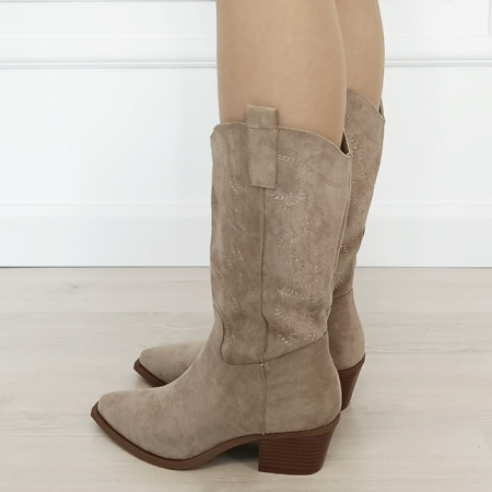 Cizme maro deschis cu broderie 7697A 115 [3]