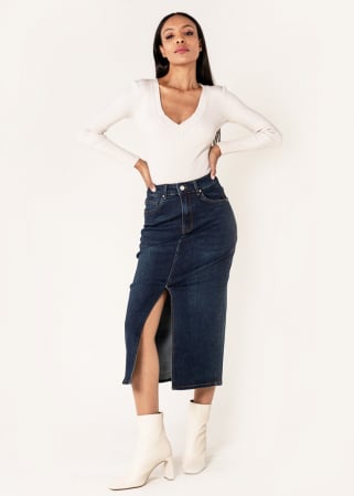 Noutati - Fusta albastru inchis de denim cu slit frontal P215 M10