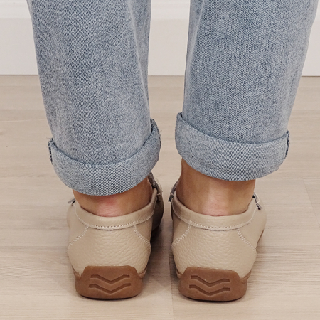 Mocasini bej de tip loafers din piele naturala 0511 01 [3]