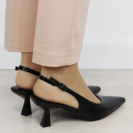 Pantofi negri de lac cu toc mic 5552BLACK-RESIG M0 [4]