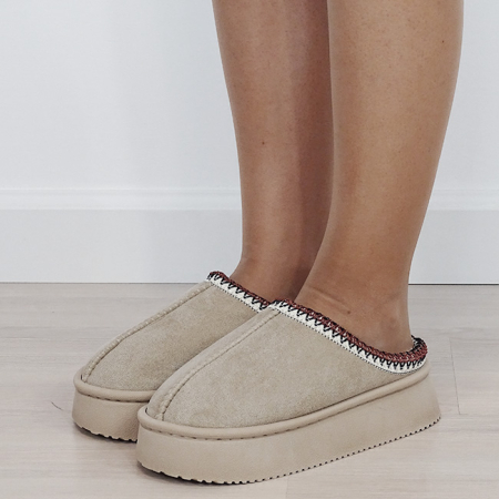 Noutati - Papuci bej de casa dama cu model traditional 9715 M5