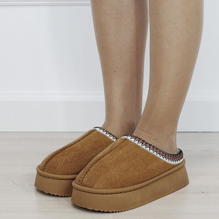 Noutati - Papuci de casa camel dama cu model traditional 9715 M5