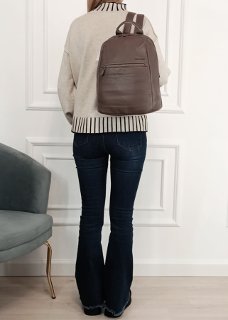 Rucsac maro inchis casual CM7749 18 [1]