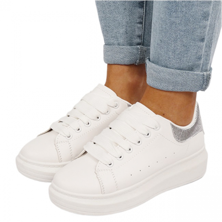 Pantofi sport si sneakers - Sneakersi resigilati albi/argintii cu talpa groasa M-8826 M0