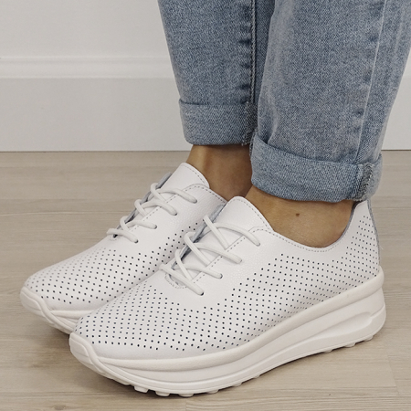 Sneakersi alb perforati din piele naturala 5122 M2 [1]