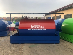 Rezervor suprateran 9000 litri cu copertină și pompă CUBE 70 electronica [0]