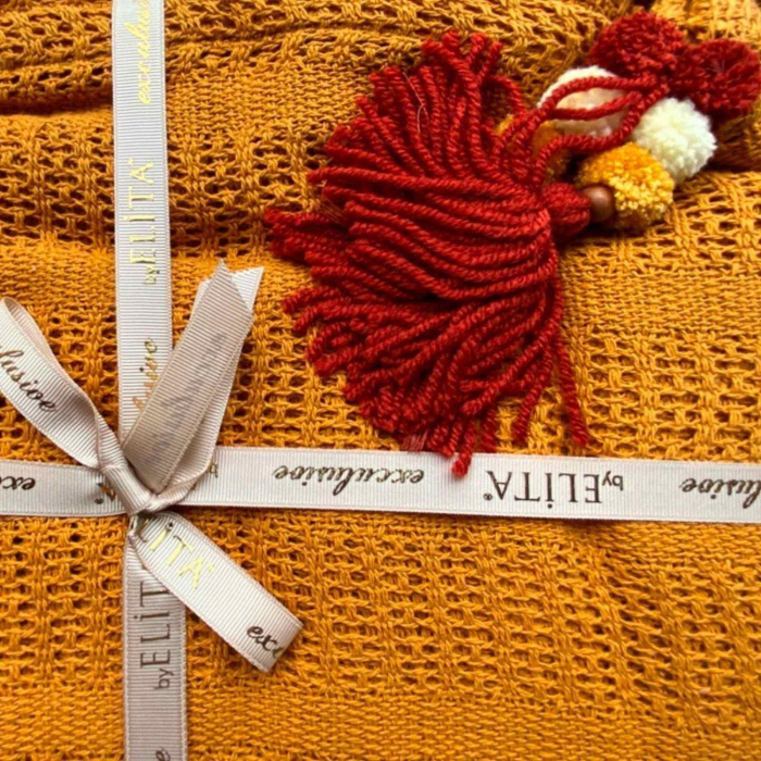 Pled tricotat cu ciucuri galben 220x240 cm [3]