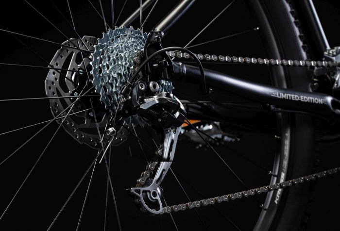 Bicicleta MTB-HT 29" KROSS Level LTD, cadru aluminiu 19", manete secventiale, frane hidraulice, 18 viteze, negru/gri [20]