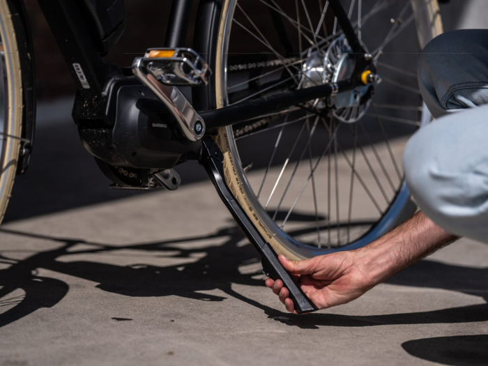 Cric reglabil 26"-29"  BBB CityKick BKS-05, aluminiu, negru [2]