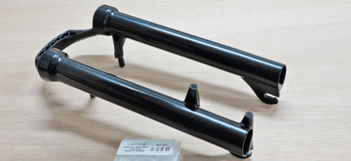 Lower Leg, Black, Rim/Disc, 26", 9Mm Qr - Xc30 (No Decals) [3]