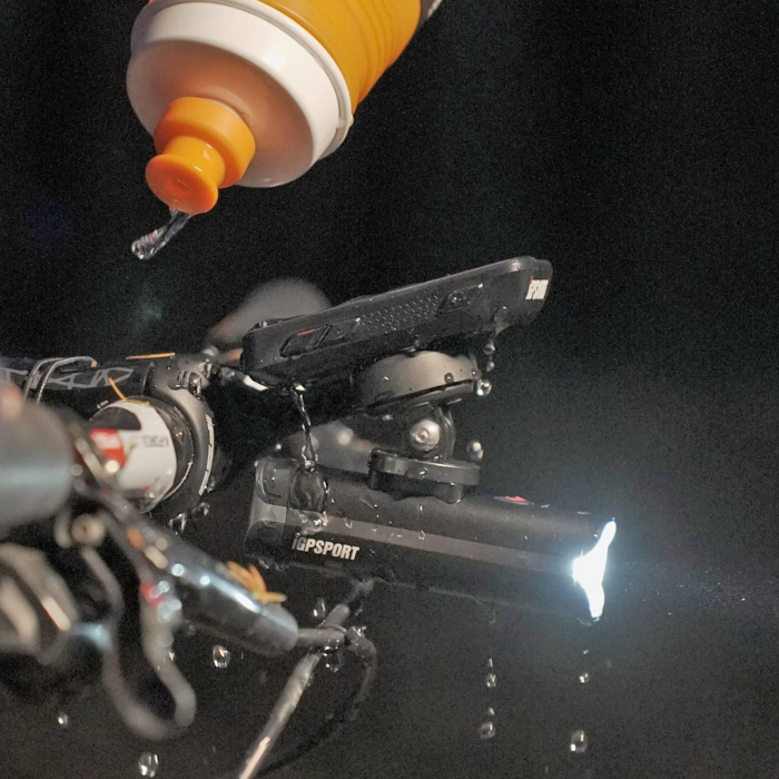 Lumina fata iGPSPORT Smart Front Light VS1200 cu prindere M82 1200 lumeni, negru [7]