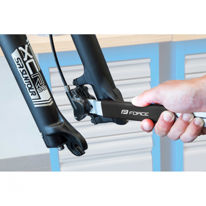 Scula FORCE pentru indreptarea discului si departarea placutelor [2]