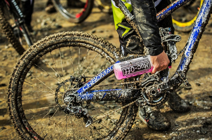 Solutie MUC-OFF Cycle Cleaner cu pulverizator, 1L [7]