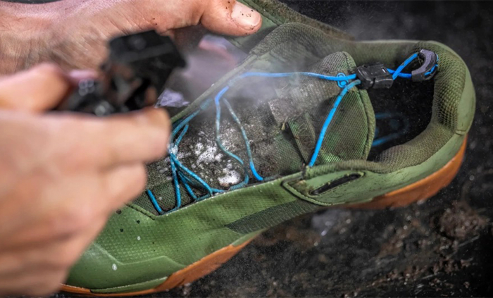 Spray MUC-OFF Premium Bike Shoe Cleaner 250 ml [3]