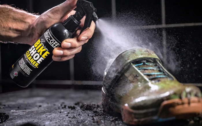 Spray MUC-OFF Premium Bike Shoe Cleaner 250 ml [2]