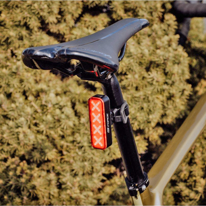 Stop spate FORCE Alarm 300 Lumeni, LED USB, cu senzor si alarma [5]