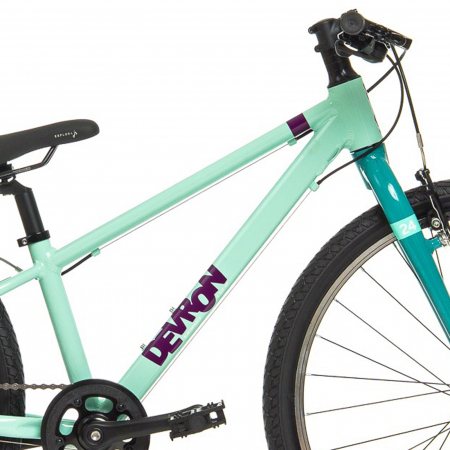 Bicicleta 24" MTB-HT DEVRON Urbio U2.4 SuperLight, cadru aluminiu 12.5", manete secventiale, frane V-Brake, 8 viteze [8]