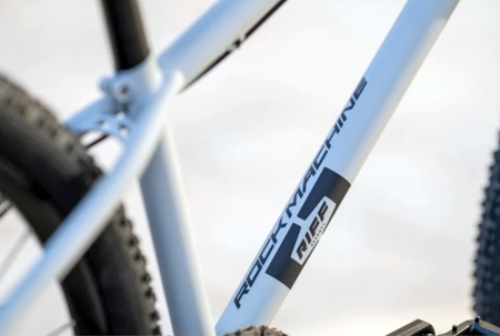 Bicicleta dirt 26" ROCK MACHINE Riff 70s, cadru otel 12", frane hidraulice, single speed, gri [18]