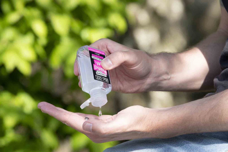 Dezinfectant pentru maini MUC-OFF Antibacterial Sanitising Hand Gel 120ml [1]