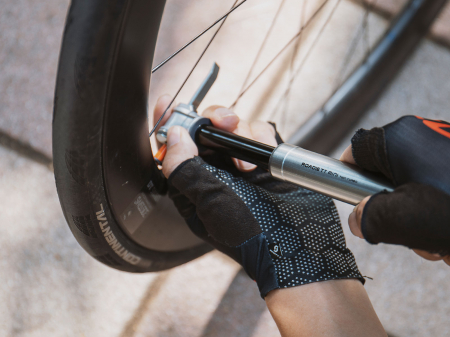 Pompa Mini sosea Topeak Roadie TT, TRTT-1S, TwinTurbo, 160PSI/11Bar, 165mm, 90gr, Argintie [3]