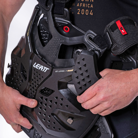 Protectie piept LEATT Chest Protector 3.5 [6]