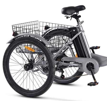 Tricicleta electrica 24" CARPAT E-Senior 24560E, cadru otel 16", frane disc/tambur, autonomie 40-60 km [11]