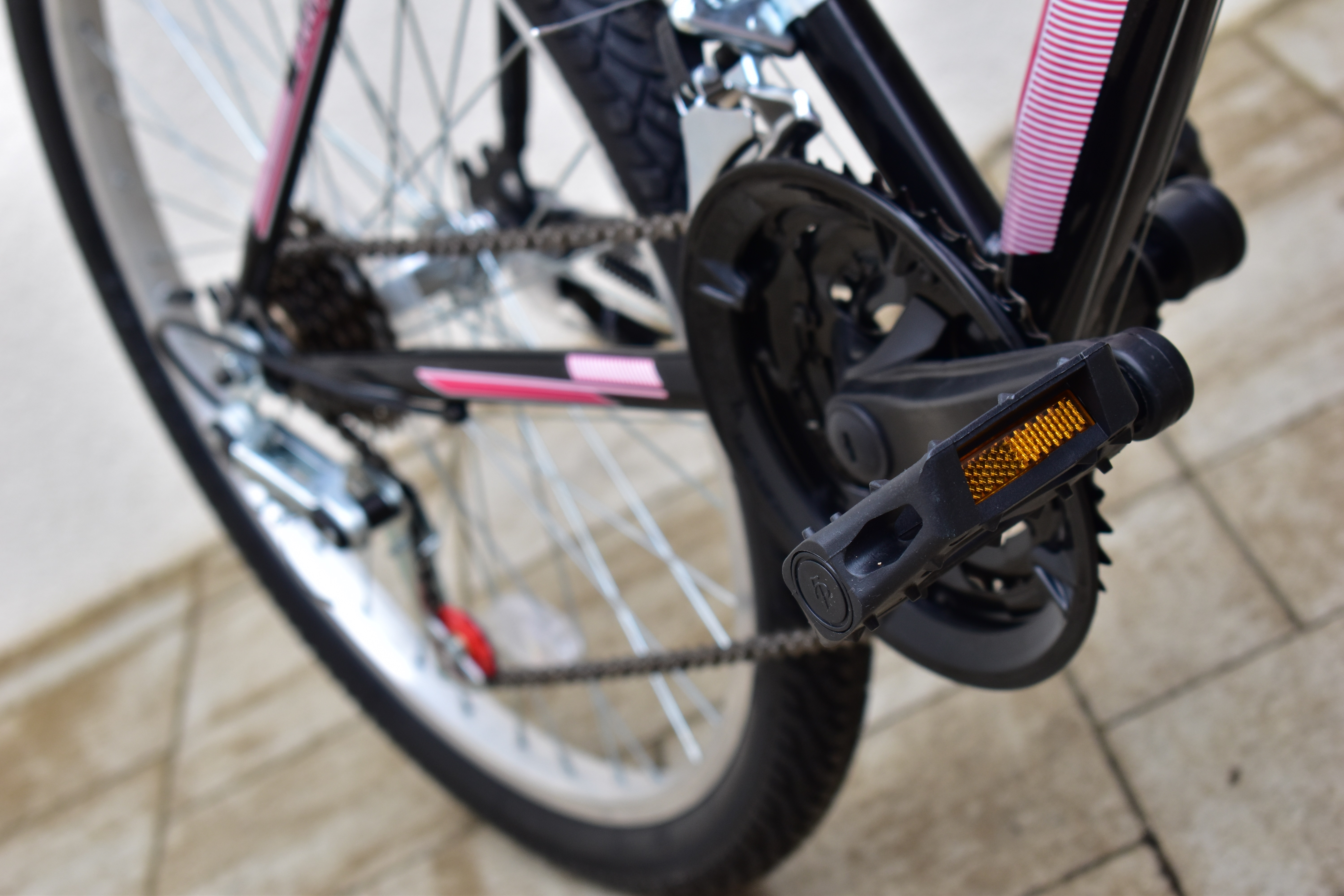 Bicicleta MTB Copii TEC Lady culoare negru/roz roata 24" Otel	 [3]