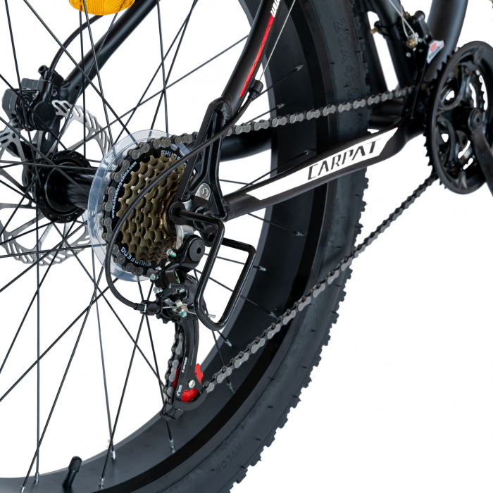 Bicicleta MTB-Fat Bike Carpat, Shimano SL-TX30 21 Viteze, Cadru Aluminiu 6061, Roti 26 Inch, Frane Hidraulice Disc, Carpat Aventus CSC26/00H, Negru cu Design Gri/Rosu [5]