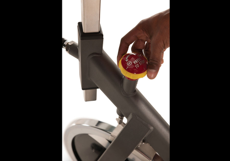 Bicicleta fitness indoor cycling Matrix ES80 [4]