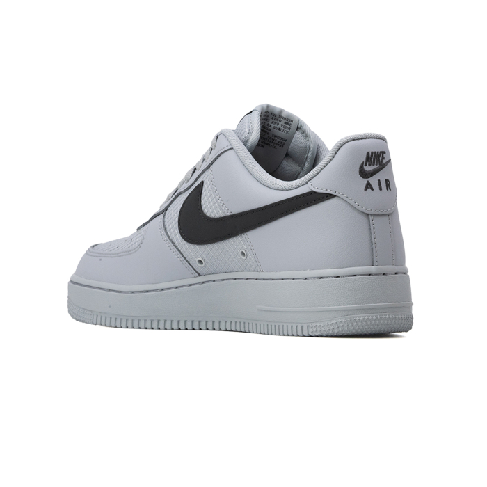 AIR FORCE 1 07 LOW LV8 TECH [4]
