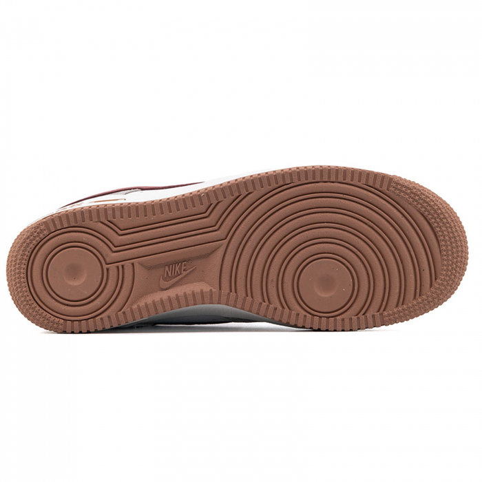 Nike Air Force 1 '07 LV8 EMB [5]